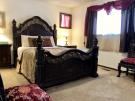Ponderosa Room queen bed
